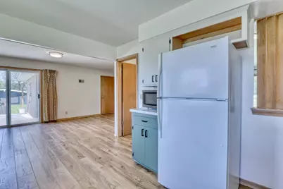 7371 S 49th St, Franklin, WI 53132 - Photo 17