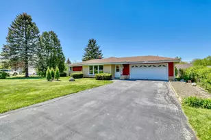 7371 S 49th St, Franklin, WI 53132 - Photo 35