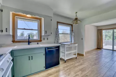 7371 S 49th St, Franklin, WI 53132 - Photo 15