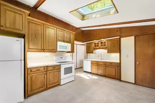 S66W13555 Saroyan Rd, Muskego, WI 53150 - Photo 11
