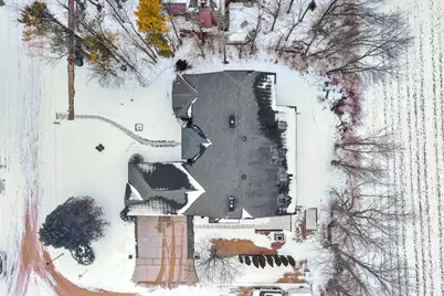 402  Wild Oak Dr, Manitowoc, WI 54220 - Photo 75