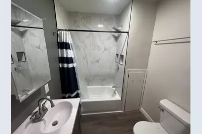 709  Dexter St, Madison, WI 53704 - Photo 11