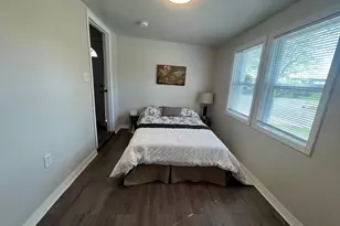709 Dexter St, Madison, WI 53704 - Photo 5