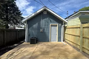 709 Dexter St, Madison, WI 53704 - Photo 17