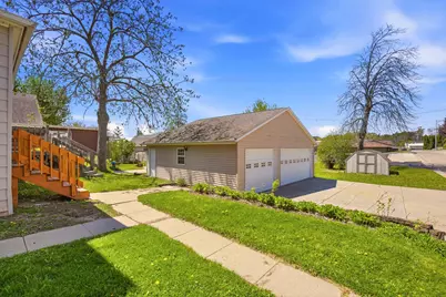 269 S Walnut St, Mayville, WI 53050 - Photo 25