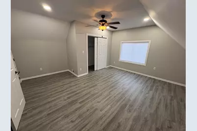 2446 S 17th St #2446A, Milwaukee, WI 53215 - Photo 23