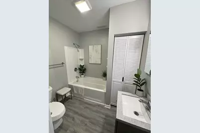2446 S 17th St #2446A, Milwaukee, WI 53215 - Photo 15