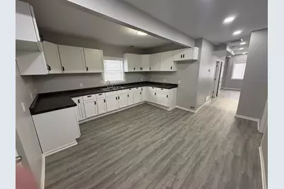 2446 S 17th St #2446A, Milwaukee, WI 53215 - Photo 13