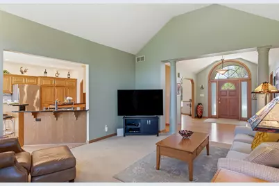 13230 W Foxwood Dr, New Berlin, WI 53151 - Photo 19