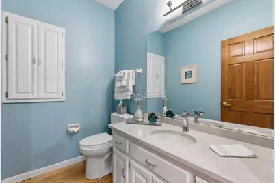 13230 W Foxwood Dr, New Berlin, WI 53151 - Photo 29