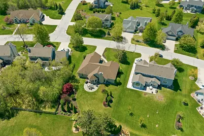13230 W Foxwood Dr, New Berlin, WI 53151 - Photo 43