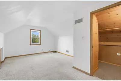 2608 S 63rd St, Milwaukee, WI 53219 - Photo 15