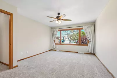 4202  Lake St, Burlington, WI 53105 - Photo 23