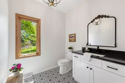 278  Mulberry Dr, Delafield, WI 53018 - Photo 25