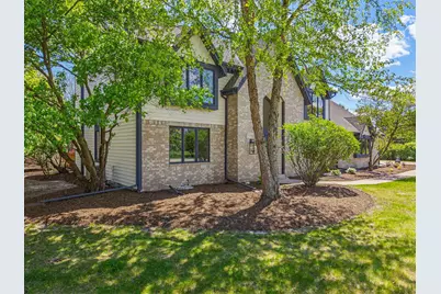 278  Mulberry Dr, Delafield, WI 53018 - Photo 7