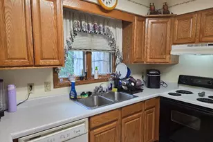 1002 Chrysler Dr, Mishicot, WI 54228 - Photo 3