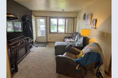 1002  Chrysler Dr, Mishicot, WI 54228 - Photo 7