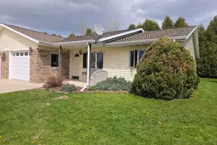 1004 Chrysler Dr, Mishicot, WI 54228 - Photo 13