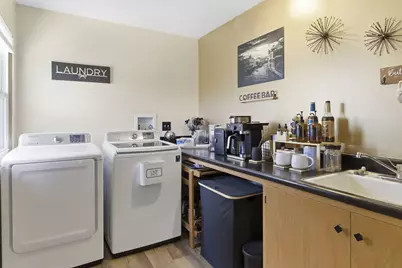 1409 S 26th St, Manitowoc, WI 54220 - Photo 7