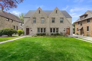4845 N Cumberland Blvd, Whitefish Bay, WI 53217 - Photo 1