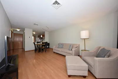 4508 W Westchester Sq, West Milwaukee, WI 53214 - Photo 5