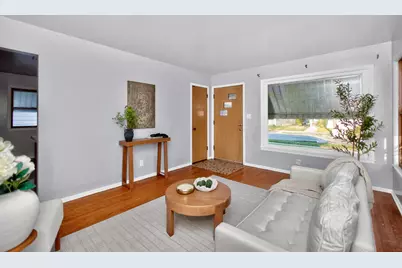 6526 N 54th St, Milwaukee, WI 53223 - Photo 3