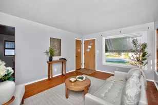 6526 N 54th St, Milwaukee, WI 53223 - Photo 3