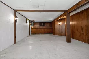 6526 N 54th St, Milwaukee, WI 53223 - Photo 11