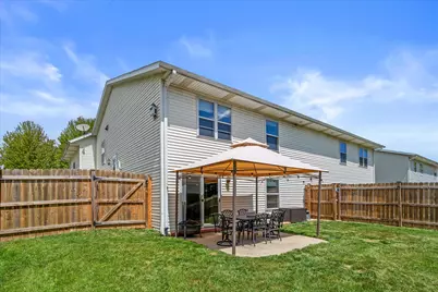 1103  Firethorn Dr, West Bend, WI 53090 - Photo 5