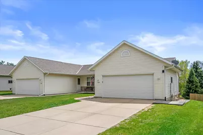 1103  Firethorn Dr, West Bend, WI 53090 - Photo 3
