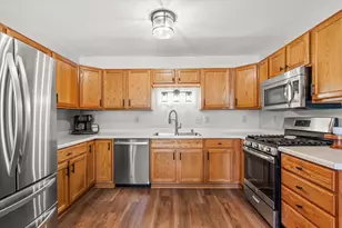 1103 Firethorn Dr, West Bend, WI 53090 - Photo 11
