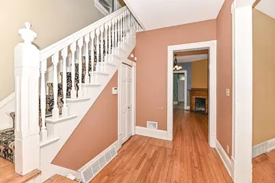 934 N 29th St, Milwaukee, WI 53208 - Photo 7