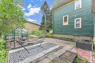 934 N 29th St, Milwaukee, WI 53208 - Photo 35