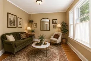 934 N 29th St, Milwaukee, WI 53208 - Photo 9