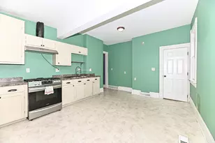 934 N 29th St, Milwaukee, WI 53208 - Photo 21
