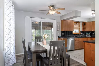 629  Hanson Ct, Onalaska, WI 54650 - Photo 9