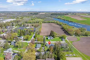 521 W 3rd St, Waldo, WI 53093 - Photo 37