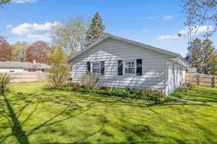521 W 3rd St, Waldo, WI 53093 - Photo 31