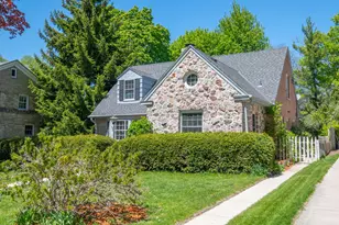 8022 Jackson Park Blvd, Wauwatosa, WI 53213 - Photo 5