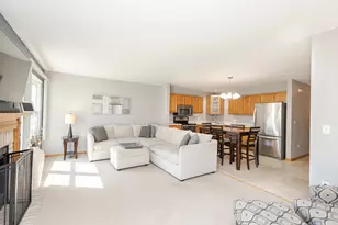 2121 E Broadway, Waukesha, WI 53186 - Photo 15