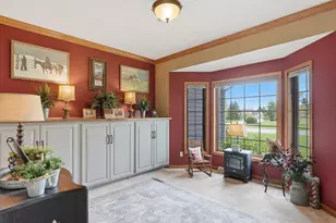 13370 W Maple Ridge Rd, New Berlin, WI 53151 - Photo 25