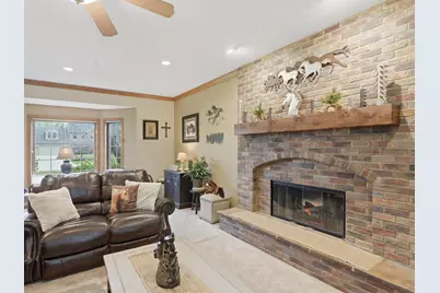 13370 W Maple Ridge Rd, New Berlin, WI 53151 - Photo 13