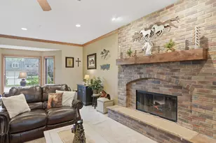 13370 W Maple Ridge Rd, New Berlin, WI 53151 - Photo 13