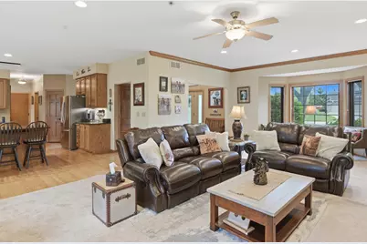 13370 W Maple Ridge Rd, New Berlin, WI 53151 - Photo 11