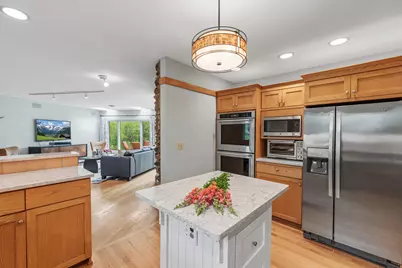 9740 N Riverside Rd, Mequon, WI 53092 - Photo 17