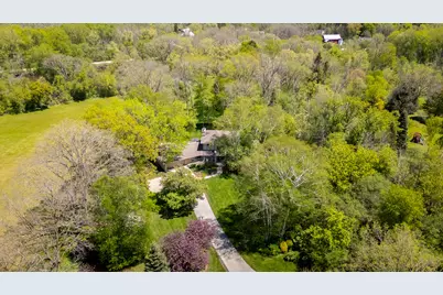 9740 N Riverside Rd, Mequon, WI 53092 - Photo 3