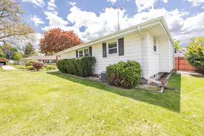250 S Hine Ave, Waukesha, WI 53188 - Photo 17