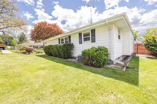 250 S Hine Ave, Waukesha, WI 53188 - Photo 17