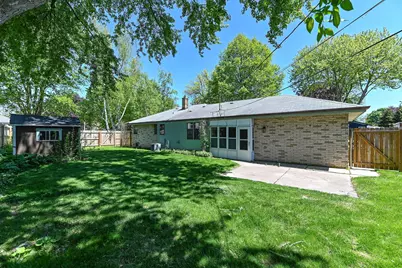 541 N 109th St, Wauwatosa, WI 53226 - Photo 25