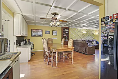 37 S Hillock Dr, Racine, WI 53406 - Photo 5